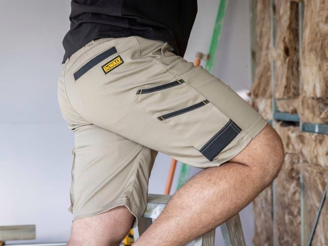 DeWalt Workwear - Graphic - Brand page -  Bennington 3
