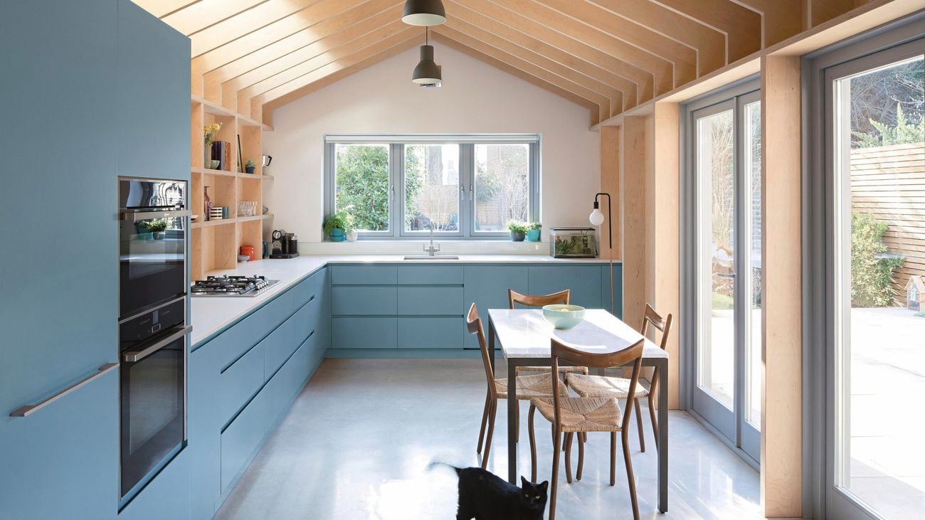 Blue cabinets - Dining table - Kitchen - Wide - PPG Paints