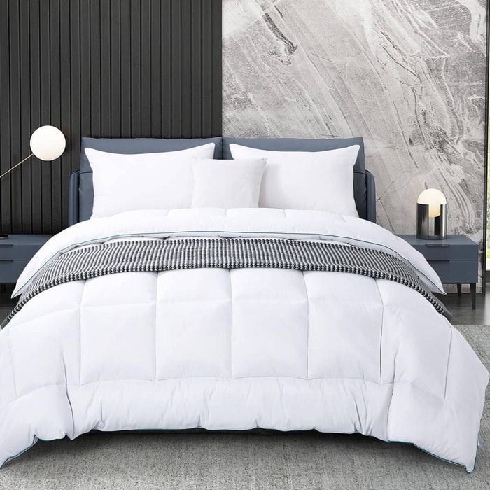 Luxton 800GSM Warm Bamboo Quilt( King size )