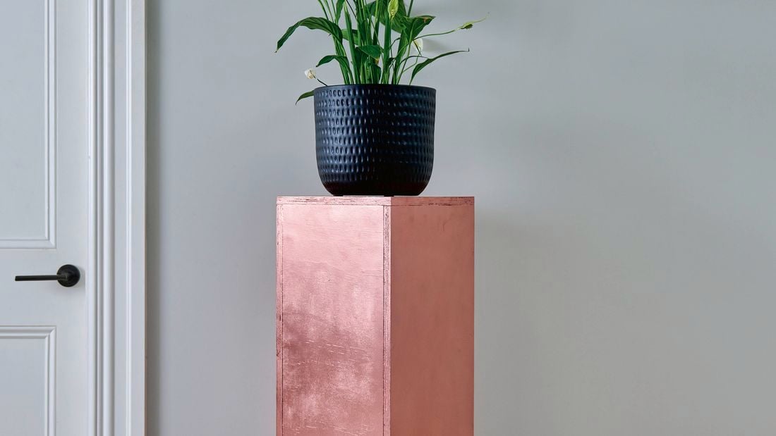 D.I.Y. - Header – How to make a plinth for your home