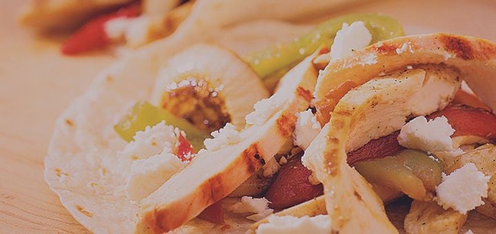 Chicken fajitas with goats cheese