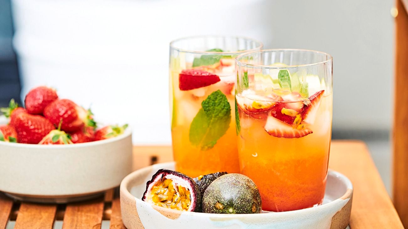 Two ginger beer mocktails on a serving tray