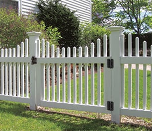 A secure garden fence resembling white pickets