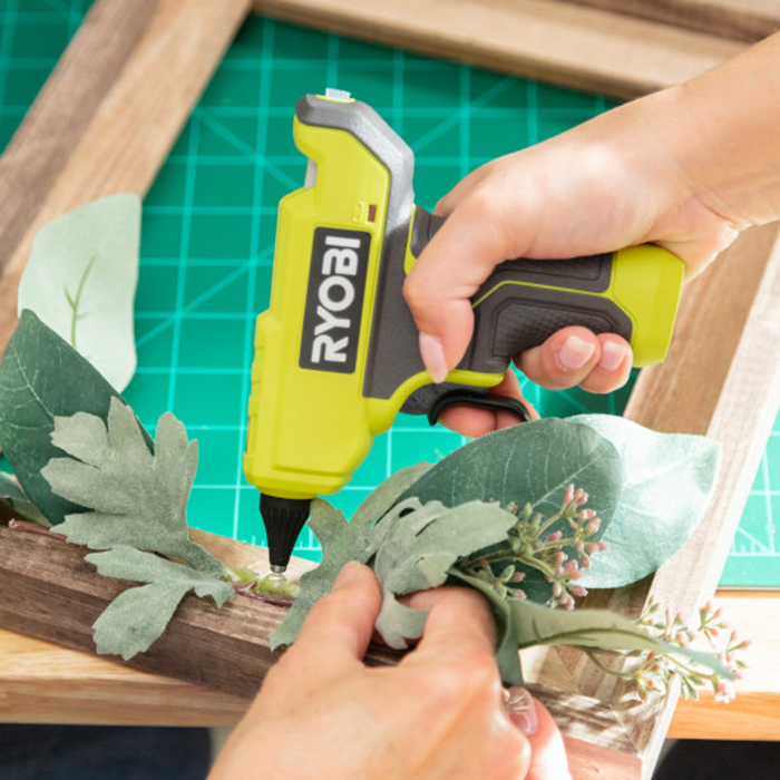 Ryobi 18V ONE+ Compact Glue Gun - Tool Only