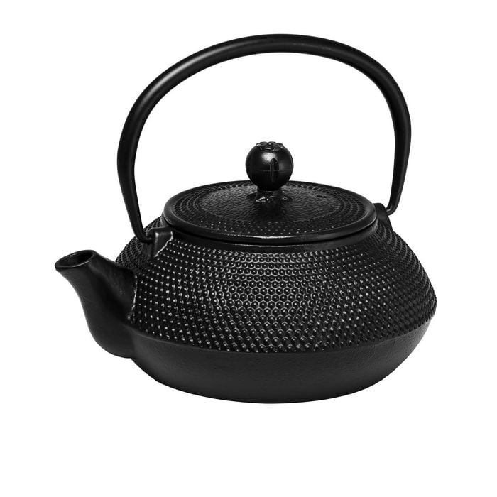 Avanti Hobnail Cast Iron Teapot 800mL Black