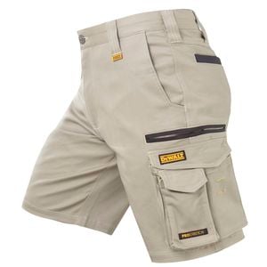 DeWALT Size 38 Khaki Bennington PROStretch Shorts