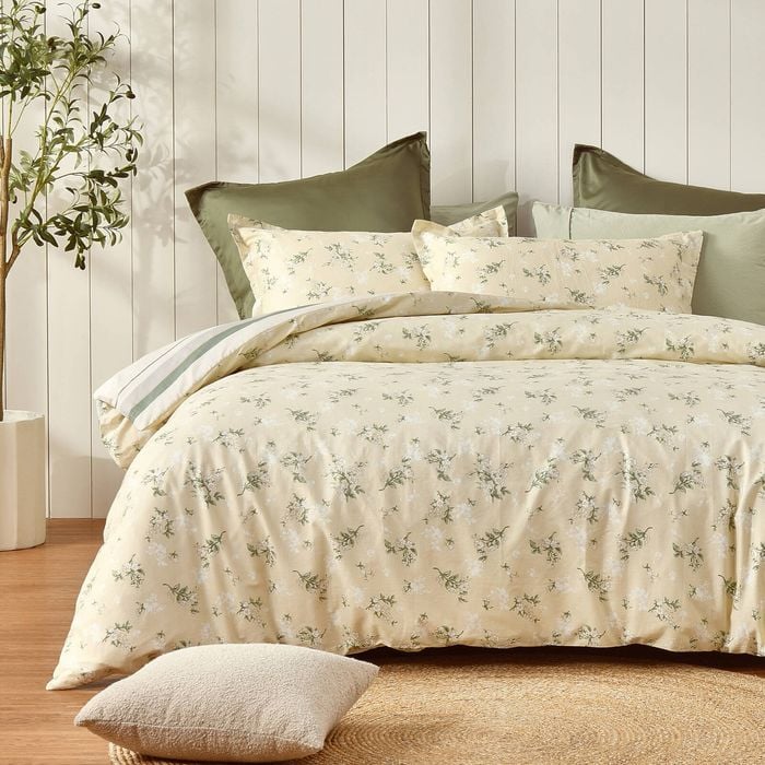 Dreamaker 100% Cotton Reversible Quilt Cover Set Otto Single Bed