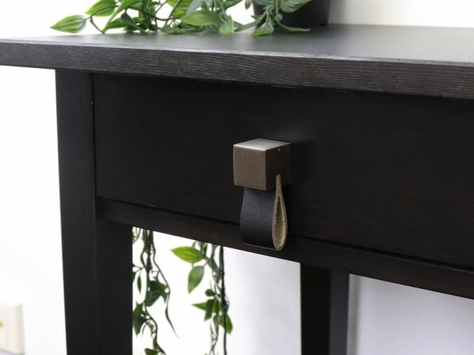 hallway table