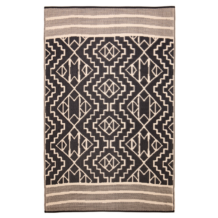 Fab Habitat 270x360cm Beige And Black Kilimanjaro Tribal African Recycled Plastic Outdoor Rug