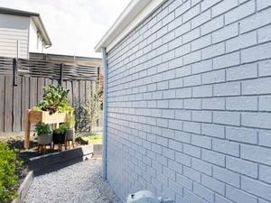 DIY Advice Image - How to paint your house's exterior. Elvis and Personal SharePoints blob storage upload.