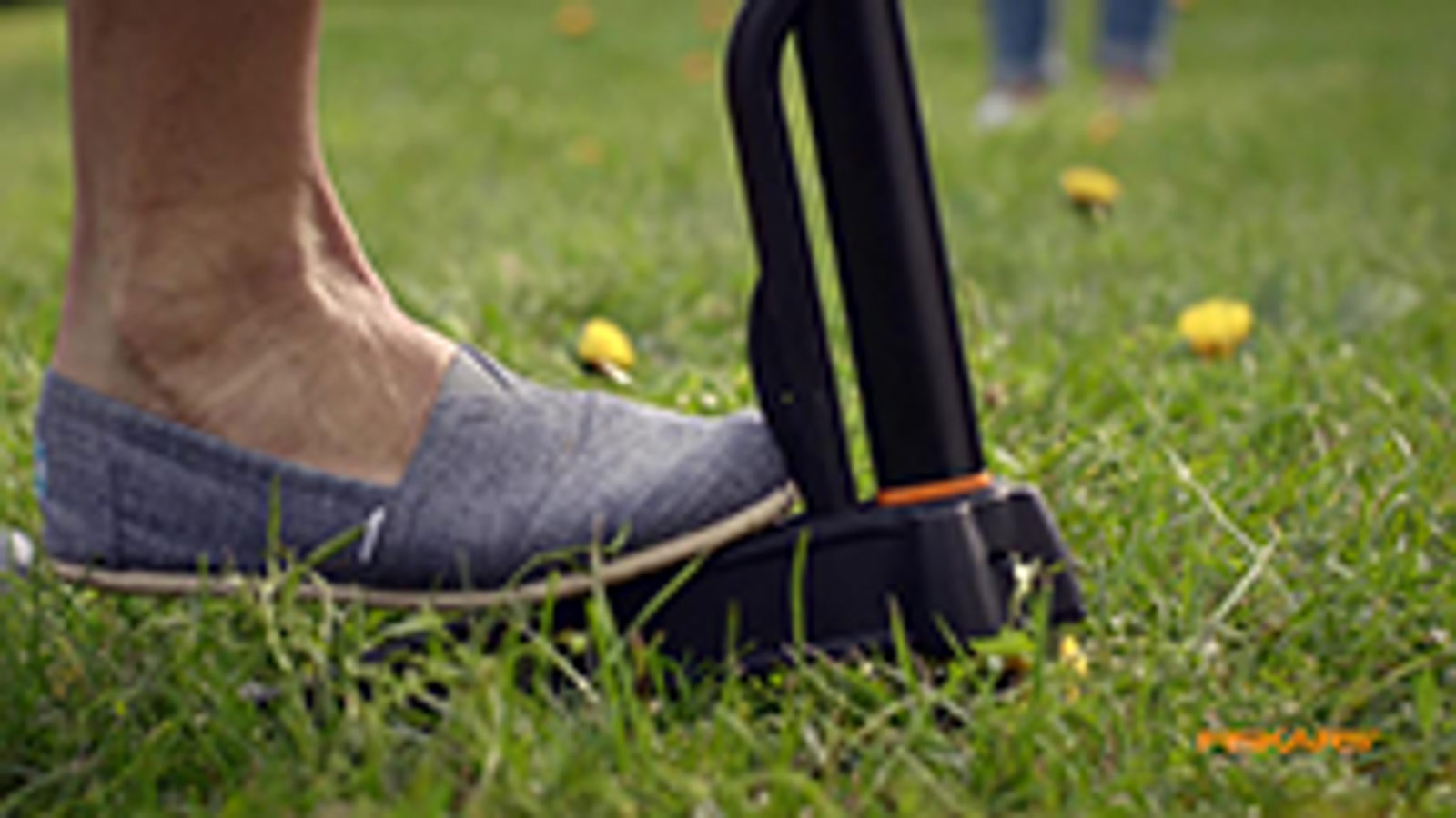 Fiskars weed puller bunnings discount