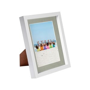 Nicola Spring 8" x 10" White 3D Box Photo Frame - 5" x 7" Mount