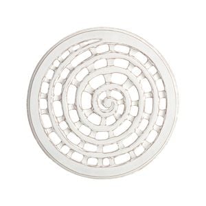 Willow & Silk Coastal Shell Round Indoor Wall Art