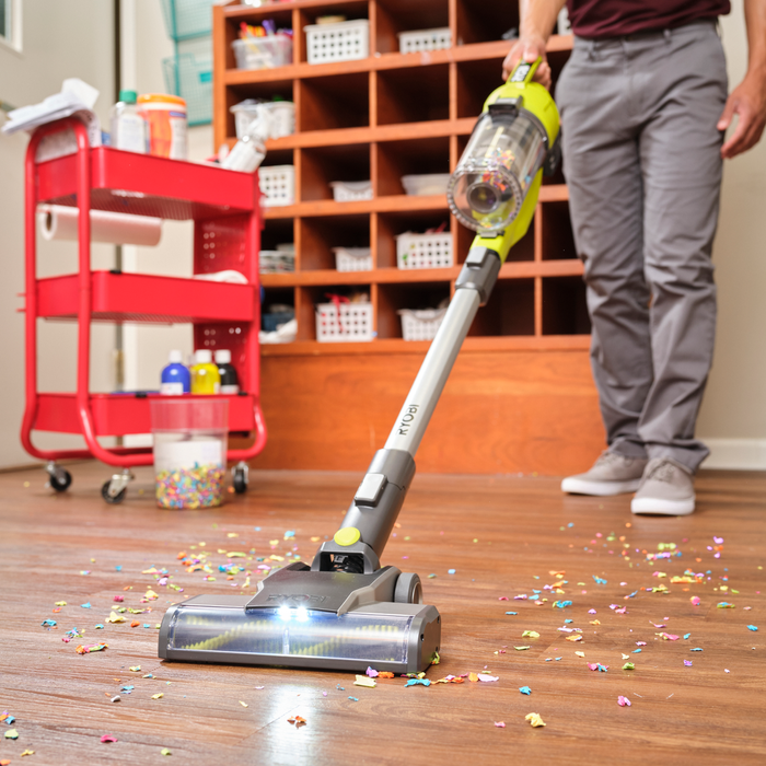 Ryobi 18V ONE+ Stick Vacuum Kit