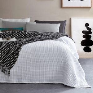 CottonMore White 100% Cotton 350gsm Large Chunky Waffle Blanket -Superking