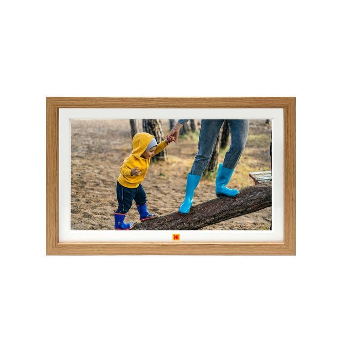 KODAK 15.6 lnch Digital Photo Frame Wl-Fl Enabled