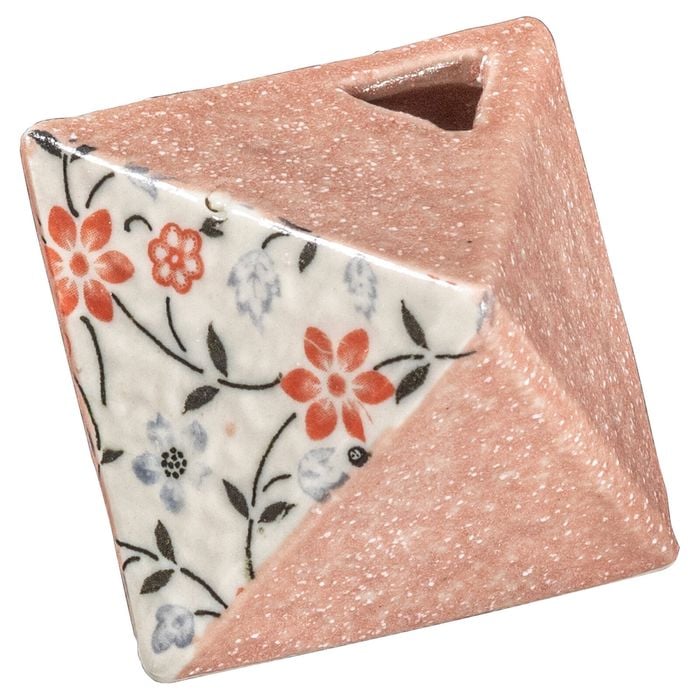 Omotenashi Pink Triangle Vase