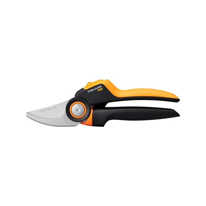 Fiskars Powergear Xseries Bypass Medium Pruner