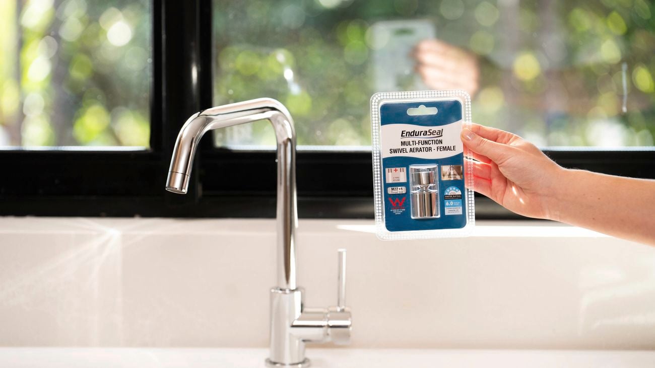 Check kitchen tap and swivel aerator for thread compatibility before installation