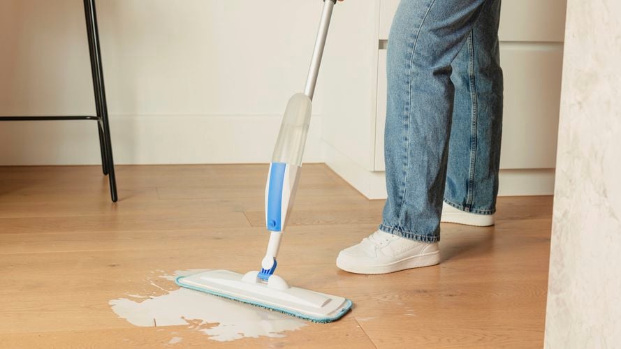 Oates - Ezy Spray Mop image - Brand page