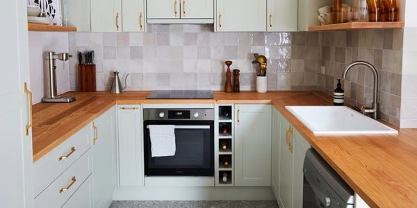 after imagery of a renovated kitchen