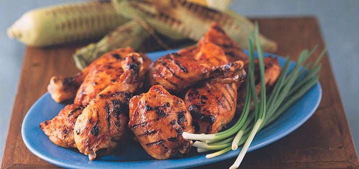 Barbecued chicken pieces