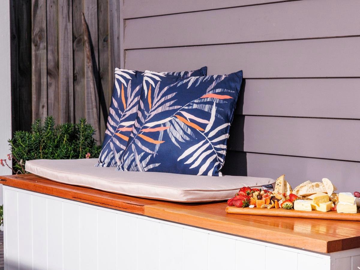 Bunnings outdoor pillows best sale