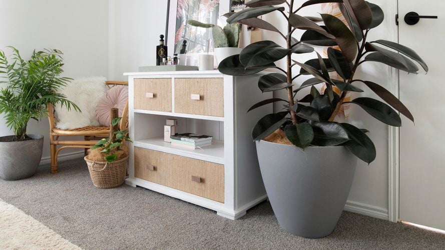 DIY - Header - How to upcycle your bedside table