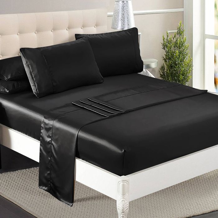 DreamZ Silky Satin Bed Sheets Set with Fitted Flat Sheets & Pillowcases Queen Black