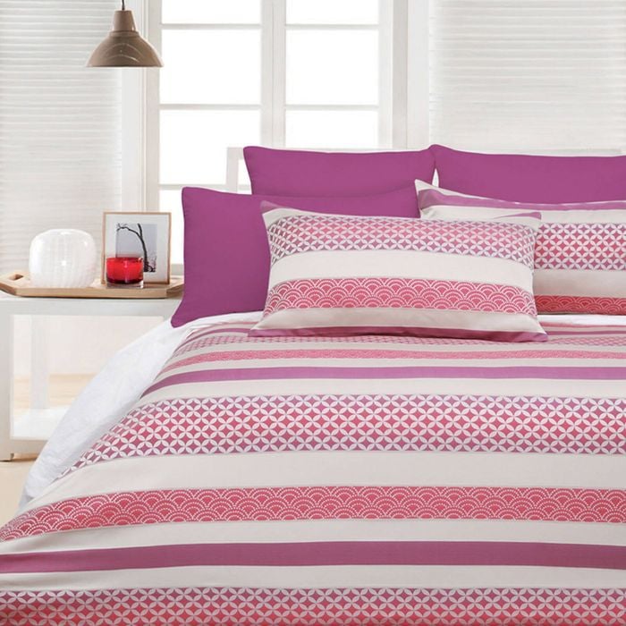 Accessorize 300TC Hyatt Pink Quilt Cover Set Double