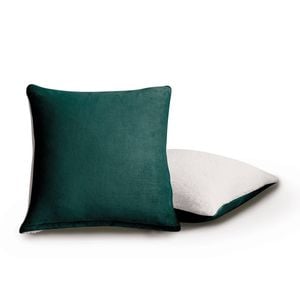 Gioia Casa Twin-Pack Teddy Sherpa European Pillowcases – Reversible, Zipper Closure, Machine Washable (65x65cm, Emerald Green)