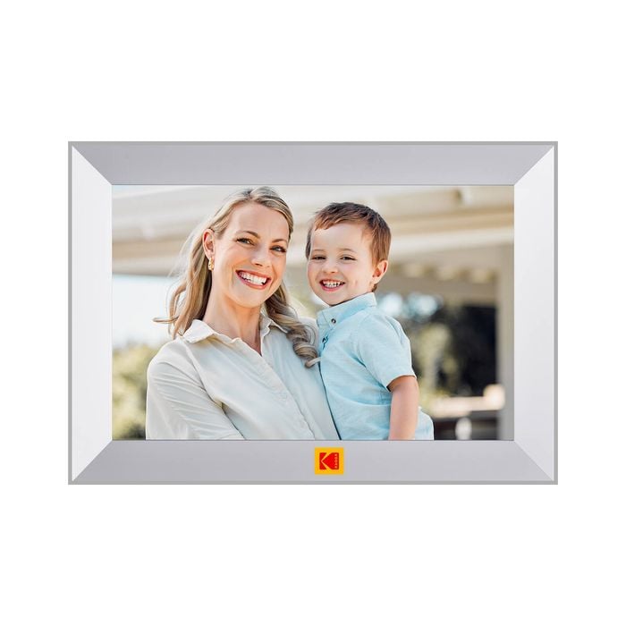 KODAK CF102P 10.1-Inch Smart Digital Photo Frame, 32GB HD Touchscreen