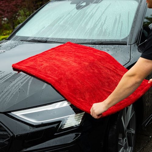 Trojan - Brand Page Image Gallery - TJQ71628_Drying Towel_INSITU_8_WEB