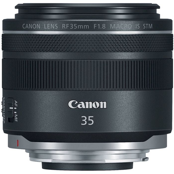 Canon RF 35mm f/1.8 Macro IS