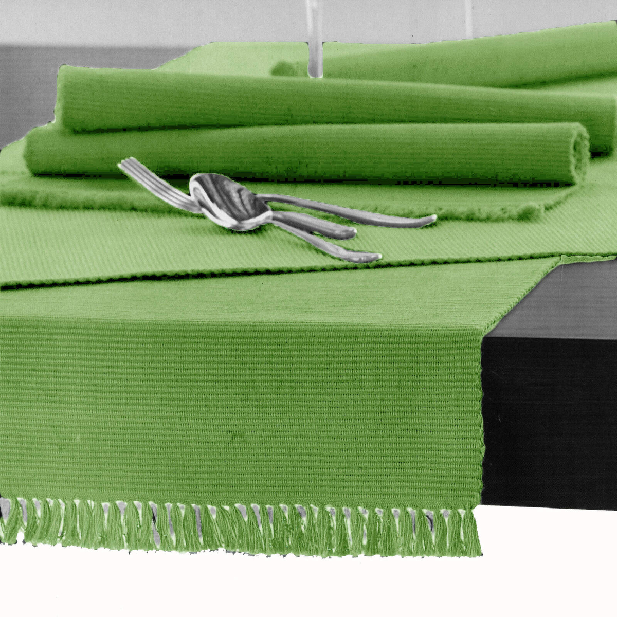 Hoydu Cotton Ribbed Table Runner 45cm x 150cm - APPLE GREEN - Bunnings ...