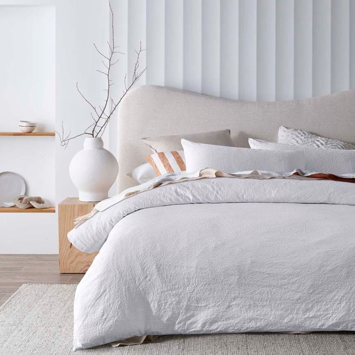Accessorize Bedroom Collection Elma White Jacquard Quilt Cover Set