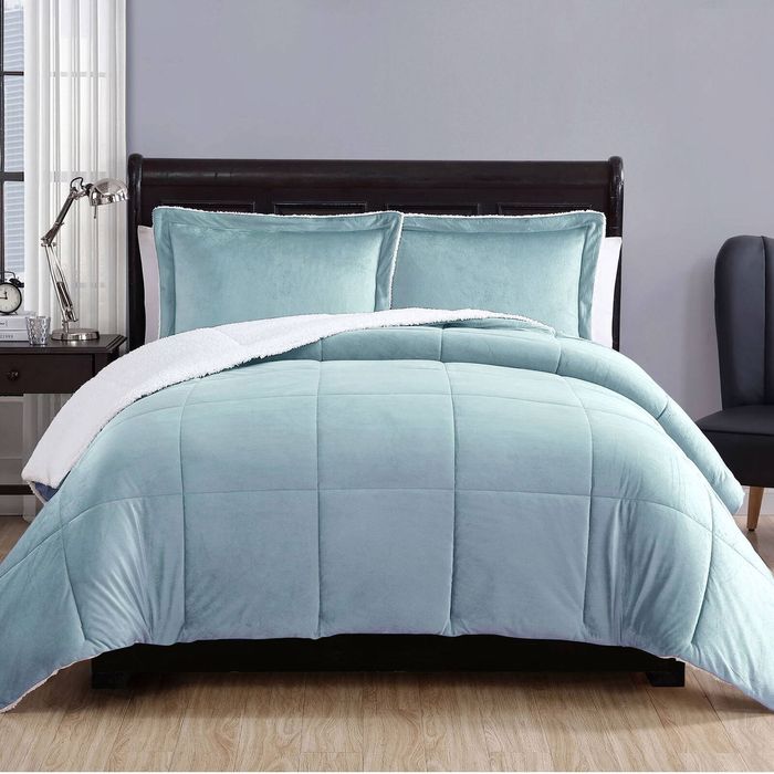 Bloomington 3 Piece Ultra-soft Micro Mink Comforter Set Queen with Sherpa Reverse Sky