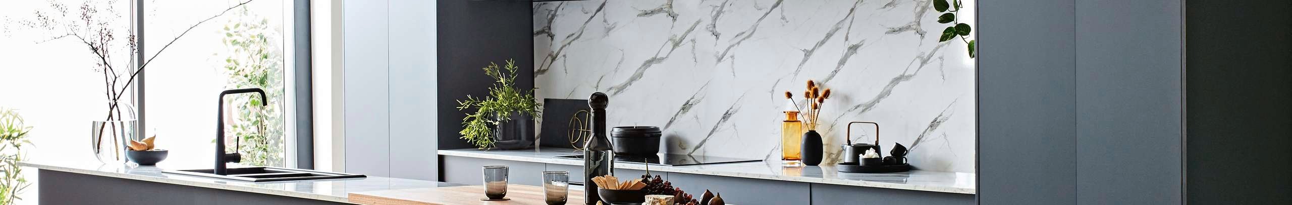 Kitchen with black and timber theme