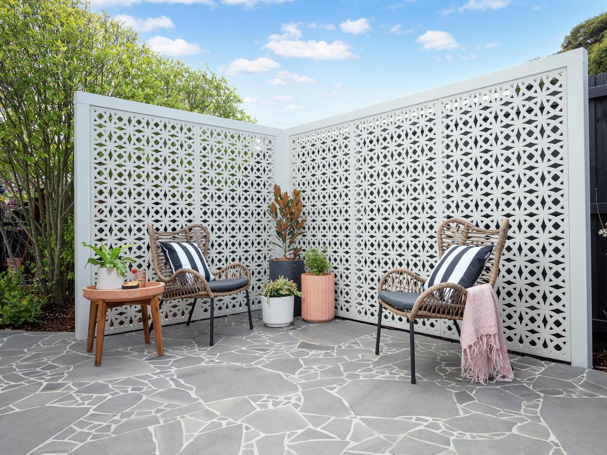 How To Build A Decorative Screen - Bunnings Australia
