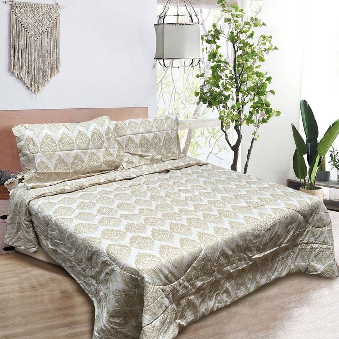 Hotel Living 3 Piece Light Weight Comforter Set Queen Ultimo Light Gold