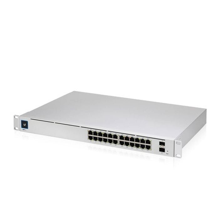 Ubiquiti UniFi 24 port Managed Gigabit Layer2 & Layer3 Switch, Auto-sensing 802.3at PoE+ & 802.3bt PoE, SFP+