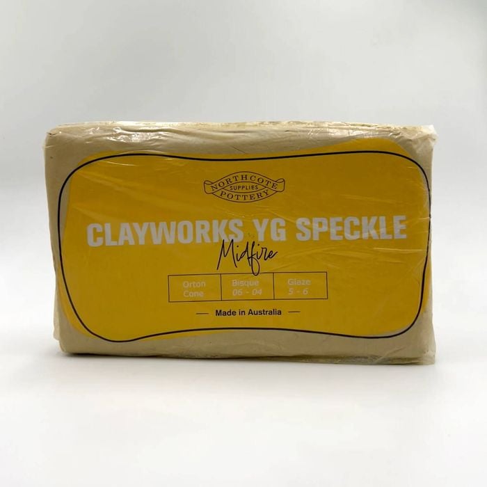 Clayworks YG Speckle - Midfire Clay