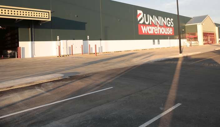 A trailer parking bay outside a Bunnings Warehouse