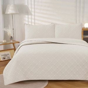 J Elliot Home Morris Microfibre King Quilted Coverlet/Pillowcases Light CRM