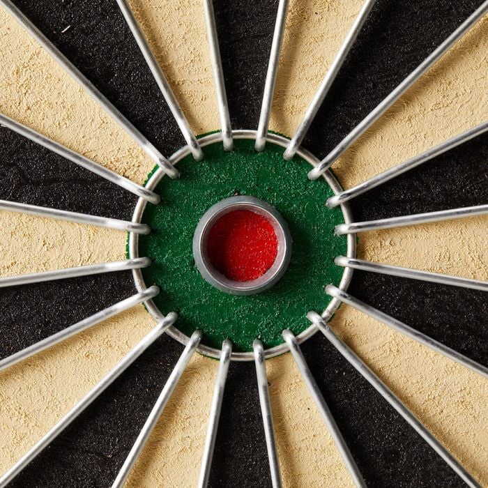 Club 500 Traditional Dartboard - One Size