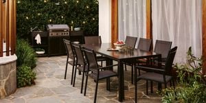 Outdoor living- BBQ- Outdoor setting
