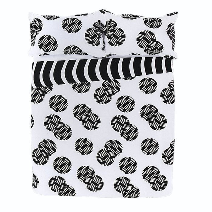 Apartmento Ontario Reversible Quilt Cover Set Black King
