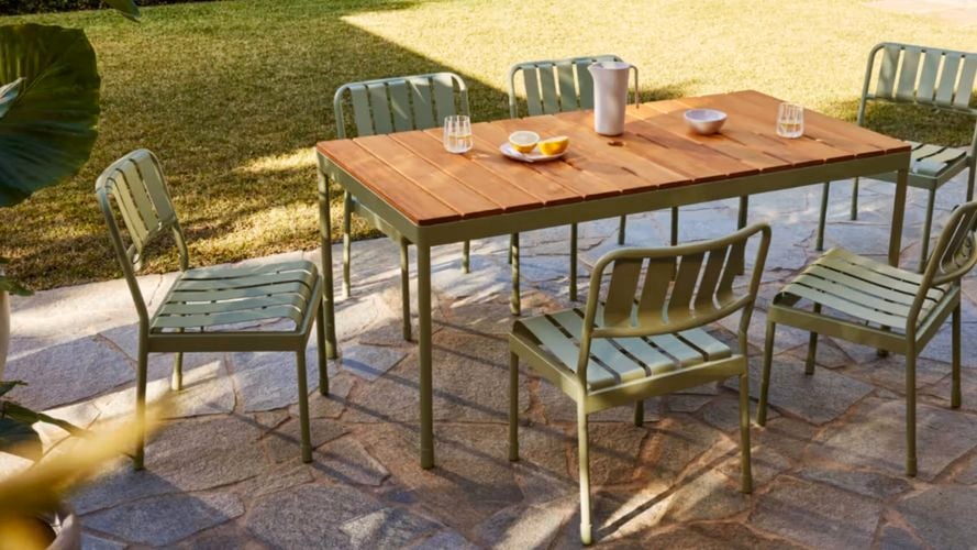 Torakina outdoor dining set soft moss.
