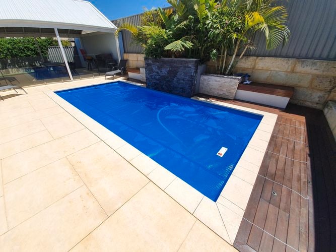 solar pool cover