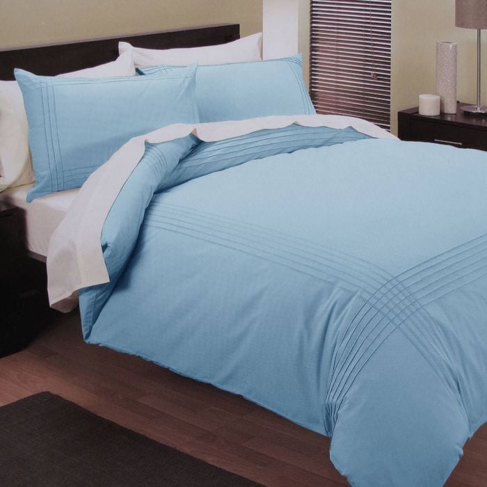 Belmondo 225TC Pintuck Quilt Cover Set King Light Blue